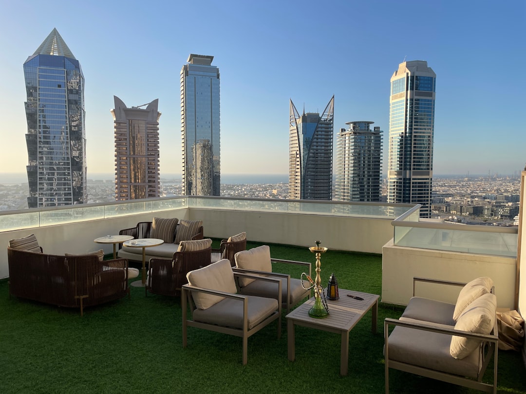 Dubai Short-Term Rentals: Regulatory Updates & Investment Returns Impact